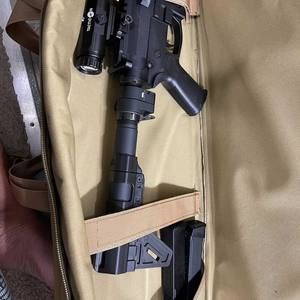 Meet your Posher, Derrick